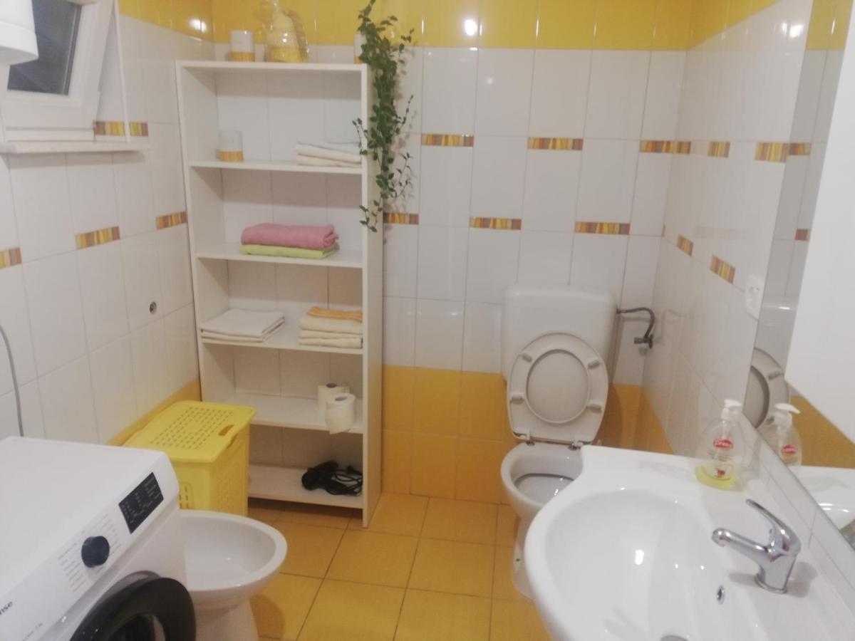 Apartment Boba Sinj Buitenkant foto
