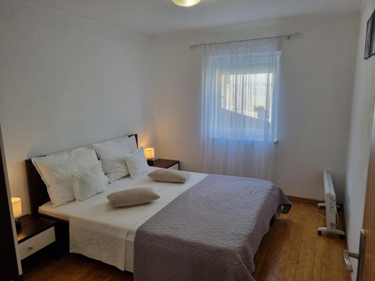 Apartment Boba Sinj Buitenkant foto