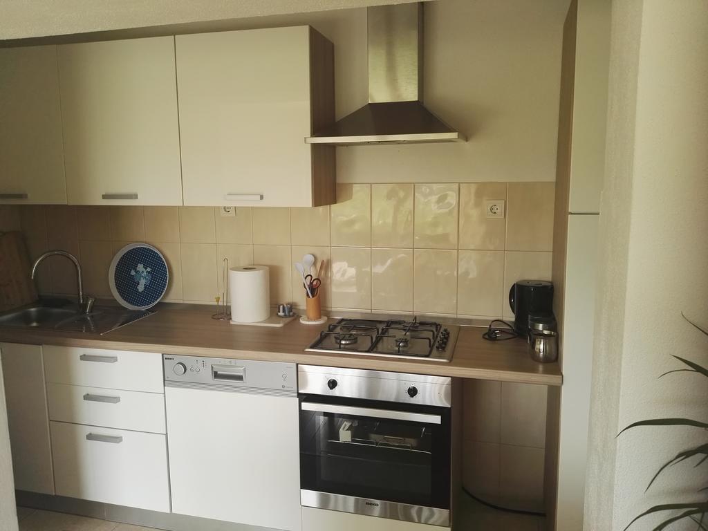 Apartment Boba Sinj Buitenkant foto