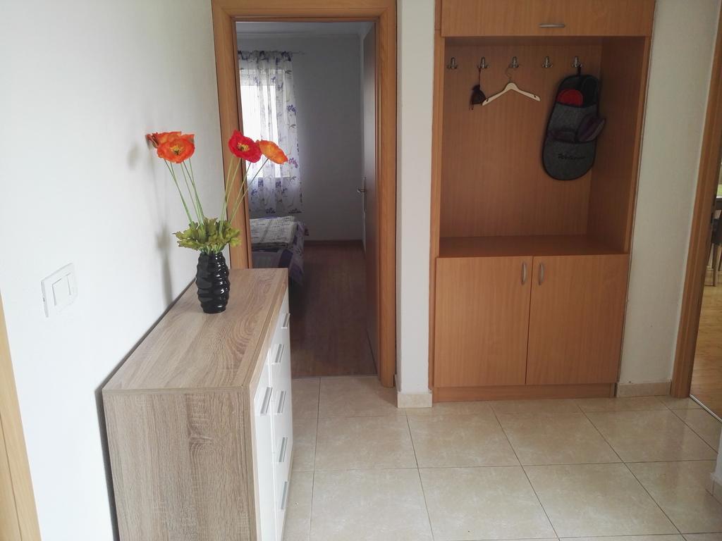 Apartment Boba Sinj Buitenkant foto