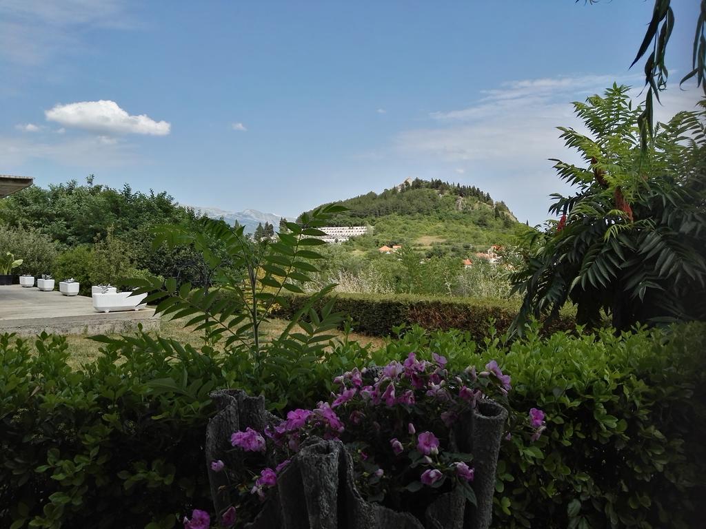 Apartment Boba Sinj Buitenkant foto